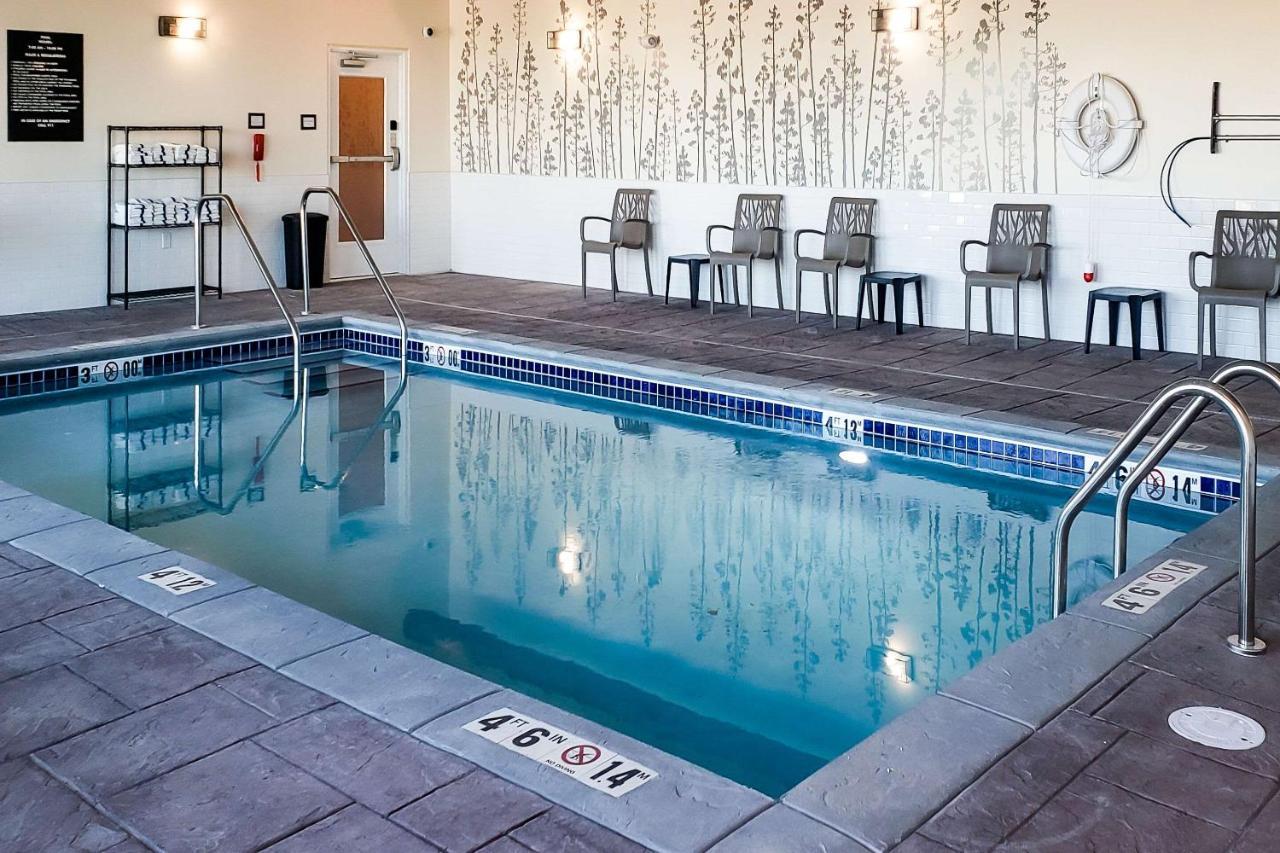 Sleep Inn Waukee-West Des Moines Bagian luar foto