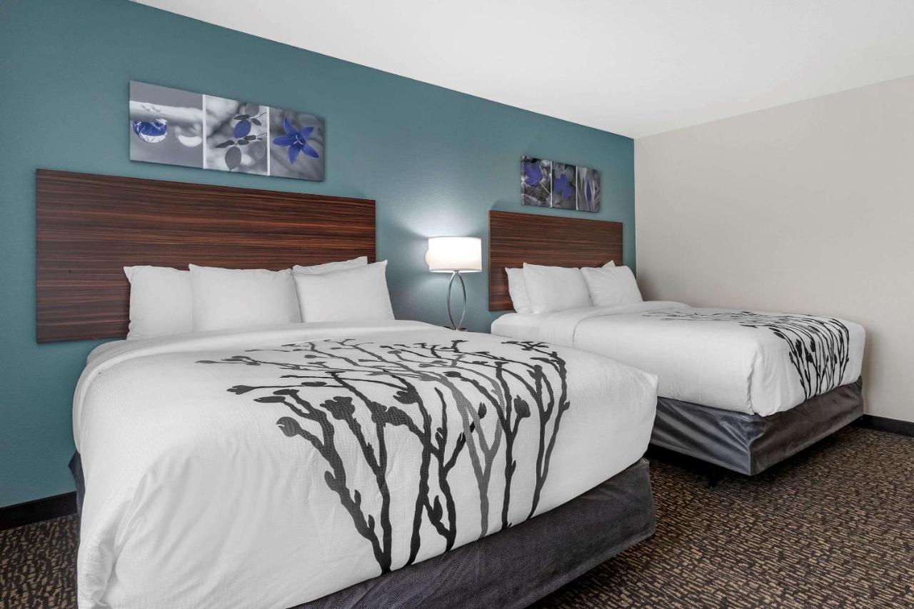 Sleep Inn Waukee-West Des Moines Bagian luar foto